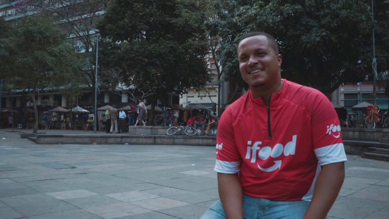 VIDAS ENTREGUES  (Delivered Lives - com legendas em inglês)