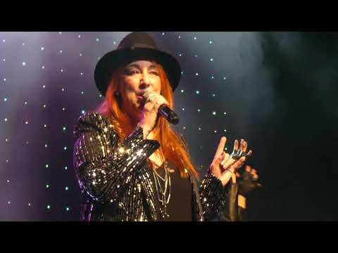 Pauline Ester Chante "Les Rita Mitsouko Marcia"