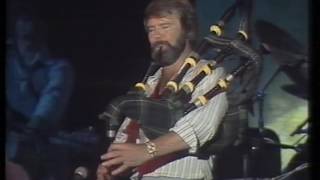 Glen Campbell Live in Dublin (May 1981) - Mull Of Kintyre