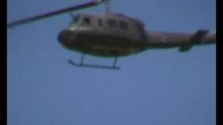 preview picture of video 'Agusta AB-205A-1 low flight over Bientina City'