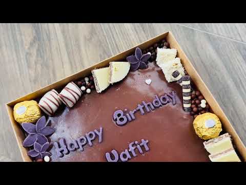 עוגת ביסקוויטים מרובעת - תמונה מהסרטון