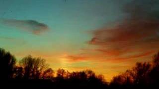 Calmless Sun - video by Maxine Young