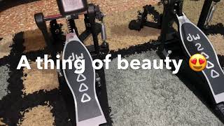 Video thumbnail for Unboxing DW 2000 pedals by NellMusic Productions
