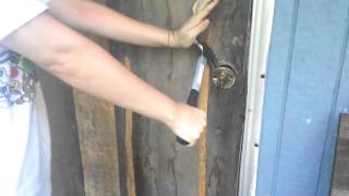 How to unlock your door without a credit card.