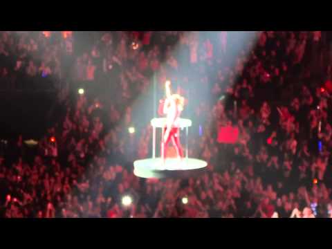 download lagu mp3 mp4 Taylor Swift New Jersey, download lagu Taylor Swift New Jersey gratis, unduh video klip Taylor Swift New Jersey
