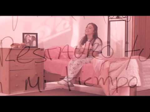 Escuchaba Una Voz - Yaritza