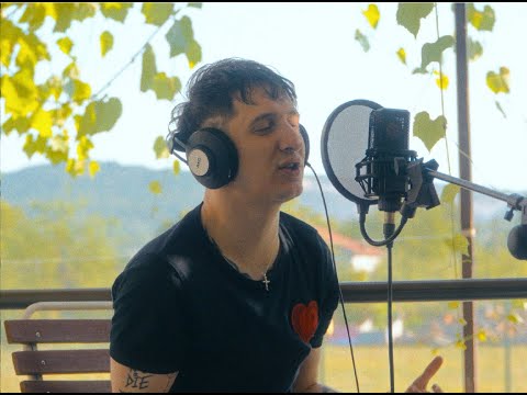 Lia Shine - Darmadağın (Live Performance) | WBR Sessions