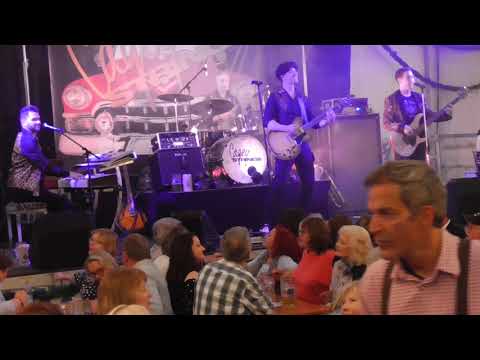 Cagey Strings 2019 in Moosach - Que Sera