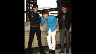 JONAS BROTHERS-STILL IN LOVE WITH YOU