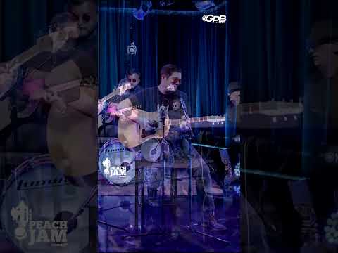 Eddie 9V Performs "3AM in Chicago" | Episode 2 | Peach Jam 🍑 #shorts