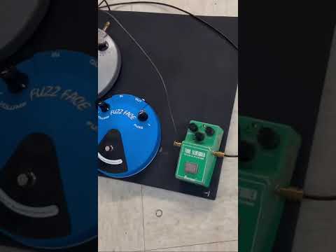 Legend Eric Johnson plays Orga Face NKT274.