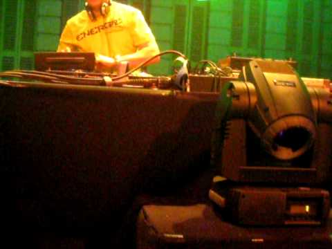 Luminosity Before the Energy 2010 (04-03 02h58) - Fast Distance - Out of the Blue (Violin Edit)