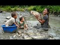 30 Day And Night Journey With My Children To Catch Fish Trap Giant Fish To Sell At The Market