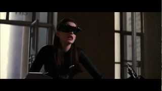 Download lagu The Dark Knight Rises -Catwoman saves Batman [High Definition] mp3