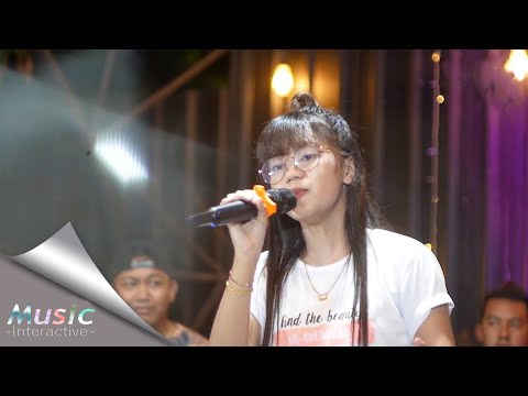 Esa Risty - Pergi Hilang Dan Lupakan (Official Live Music) Lupakanlah Semua kenangan Ini