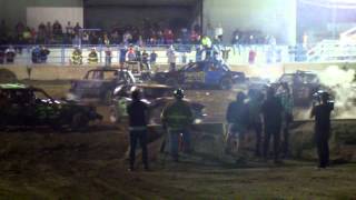 preview picture of video 'Shartlesville Demolition Derby Limited Weld June 14th, 2014'