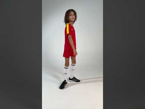 Миниатюра изображения товара Шорты спортивные детские FN Stride Kid / KFN4262003-600 (р.110, красный)