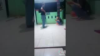 Download lagu Viral berantem sama bapak sendiri mp3 Download lagu Viral berantem sama bapak sendiri mp3
