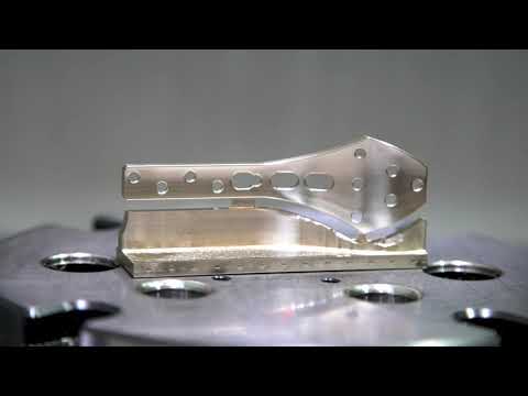 BA W02 / Machining of a bone plate