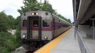 preview picture of video 'Littleton, MA: MBTA Commuter Train (1011) Outbound to Boston @ Littleton Station'