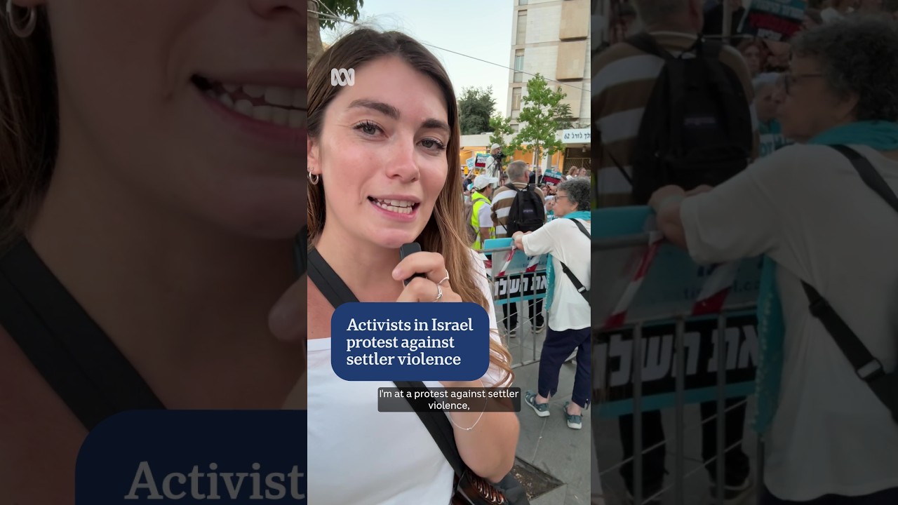 Israeli peace activists protest settler violence in West Bank near Netanyahu's home