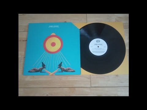 Tiombe Lockhart - California Dreaming