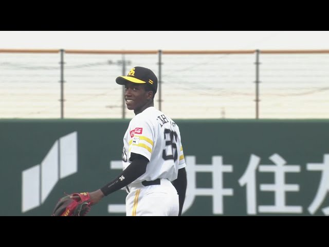 【ファーム】ホークス・イヒネイツア 三遊間への当たりを華麗に捌く!! 2024年7月26日 福岡ソフトバンクホークス 対 くふうハヤテベンチャーズ静岡