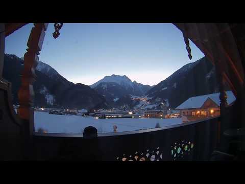 Blick aus dem Edenlehen Zimmer 341 nach Finkenberg 2018