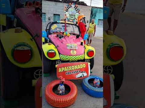 apreciando o fusca do meu amigo Messias de Capela Alagoas.