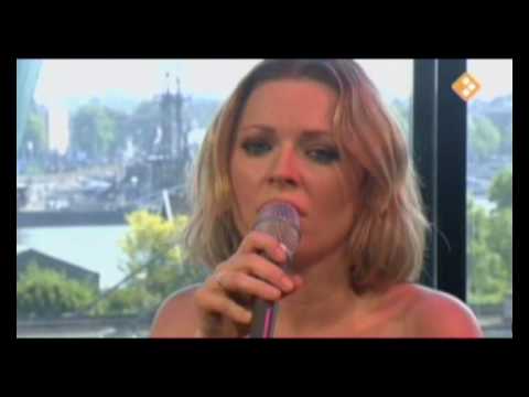 Anna Maria Jopek - Dwa Serduszka Cztery Oczy (live in A'dam)