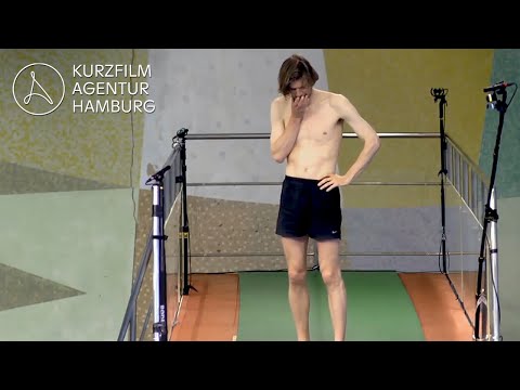 Zehn Meter Turm | Ein Kurzfilm von Maximilien van Aertryck und Axel Danielson