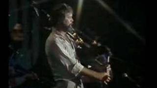 Glen Campbell sings Paul McCartney's Mull of Kintyre