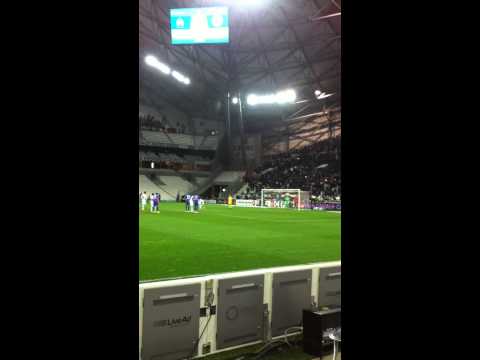 Pénalty raté de Michy BATSHUAYI