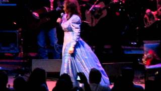 Loretta Lynn sings "You ain't woman enough to take my man" at the 9:30 Club