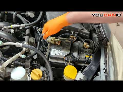 2012-2016 Subaru Impreza – How to Disconnect the Negative Terminal of the Battery