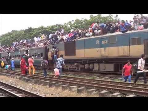 CROSBY, STILLS & NASH - "Marrakesh Express" (1969)