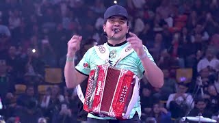 Puro Campeón (En Vivo) Lyrics English Translation