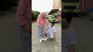Download lagu Pok amai amai belalang kupu kupu mp3