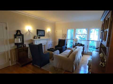 PL8896 - Stunning Art Deco 1 Bed Apartment For Rent!