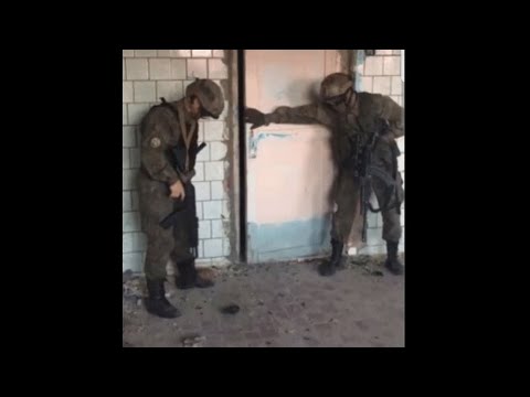 Quick nade from below Rainbow Six Siege