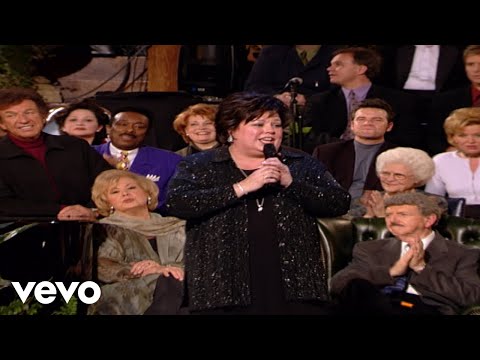Bill & Gloria Gaither - Give You the Praise [Live] ft. Sue Dodge