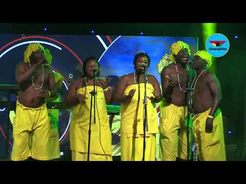 Wulomei performs at African Legends Night