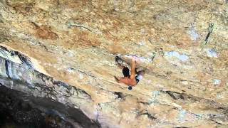 preview picture of video 'Guille Martínez in Red Bull, 7c+ (Oliana, Spain)'