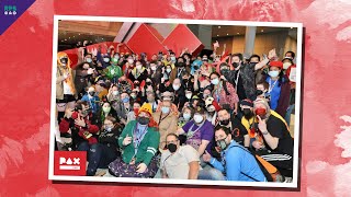 Meet The PAX Facebook Group That Takes A Community Photo Every Single Year