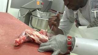 Yohan Apprenti en boucherie