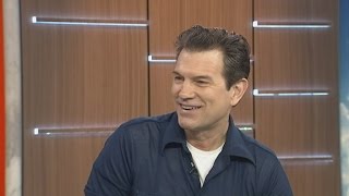 In full: Chris Isaak speaks to ABC News Breakfast