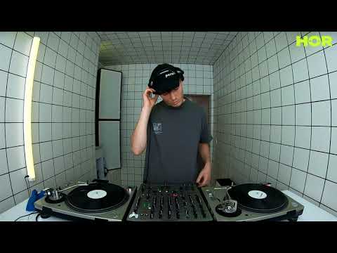 Dry Agency Showcase - Adjstr / August 19 / 6pm-7pm