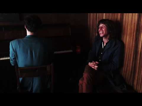 Max Prosa - Helden & Diebe - Rias Bar Livesession