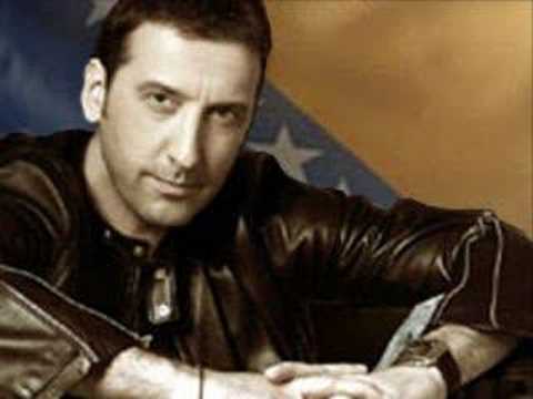 Hari Varešanović - Mehmeda majka budila