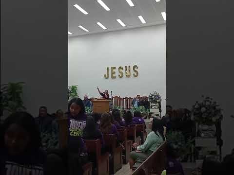 TUDO POR VOCÊ - KEYLLA PAULLA ( NO SIMPÓSIO DE DOUTRINAS)